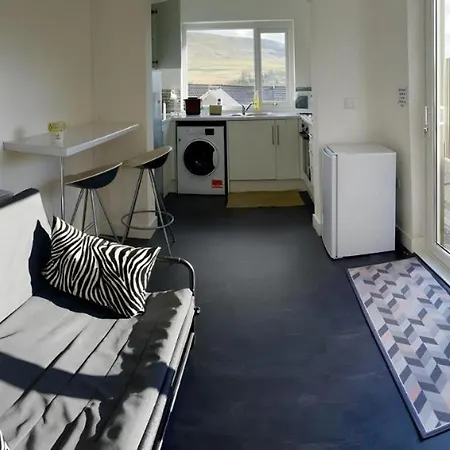 Mountain Haven 3Br Home Near Afan Valley Sleeps 6 Cymmer Exterior photo